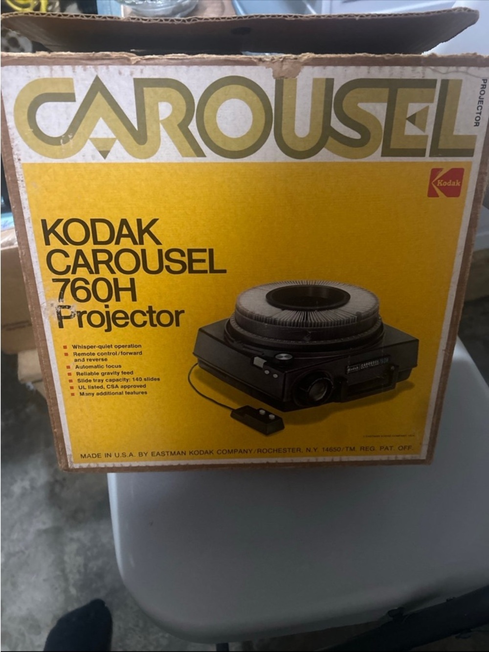 Kodak Carousel 760H Projector in vintage 70’s - works